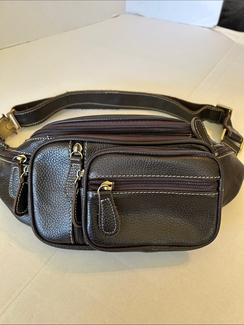 UNBRAIDED LEATHER WAIST BAG MULTI POCKETS USE AS A CROSSBODY OR SLING BAG